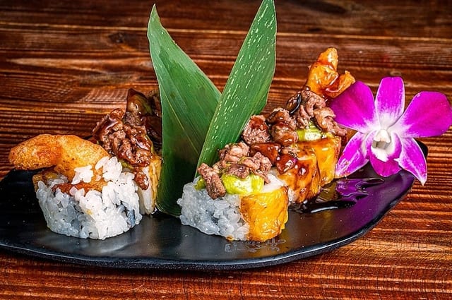 MAR Y TIERRA ROLL.